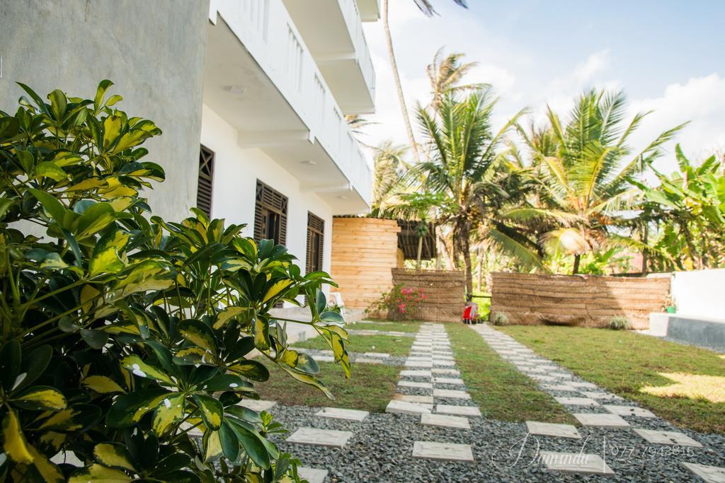 Cheeky Monkey Surf Camp Hotel Weligama Luaran gambar