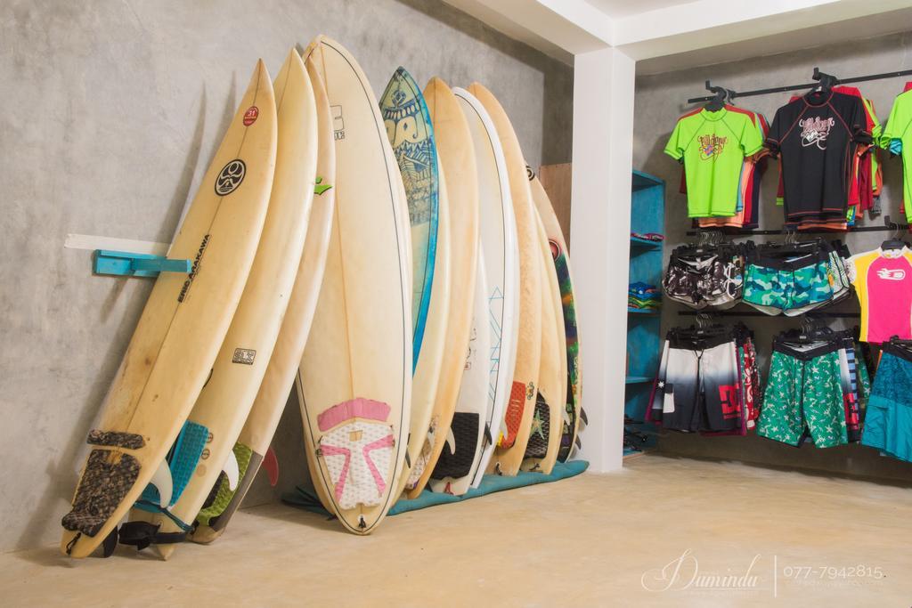 Cheeky Monkey Surf Camp Hotel Weligama Luaran gambar
